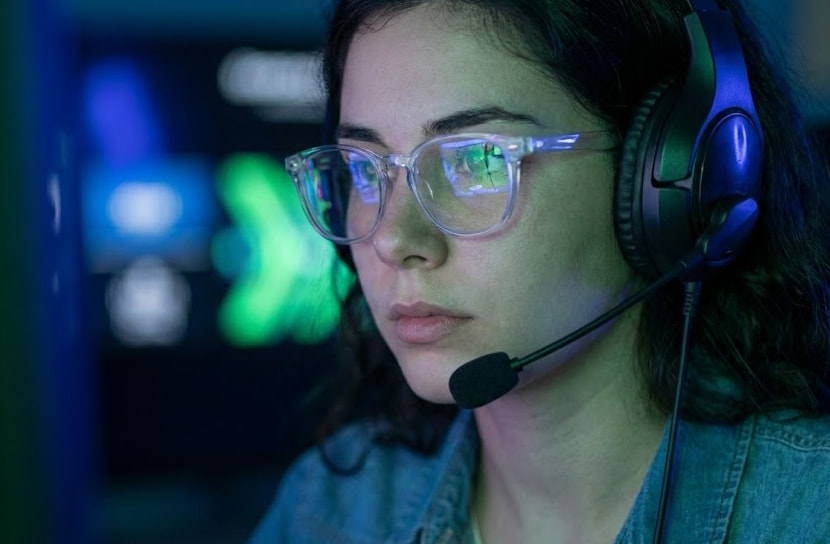 The Attention Economy: Definition, Examples, and Why It Matters in Marketing